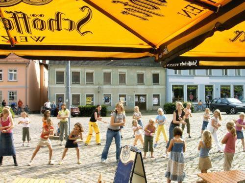 Hotel Am Markt Altentreptow Exteriér fotografie