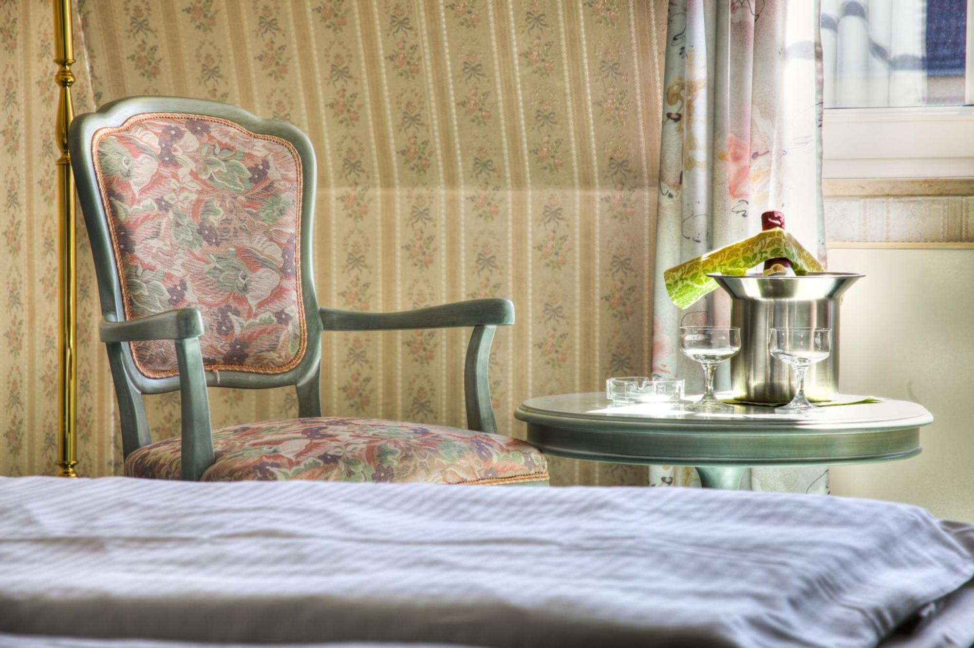 Hotel Am Markt Altentreptow Exteriér fotografie